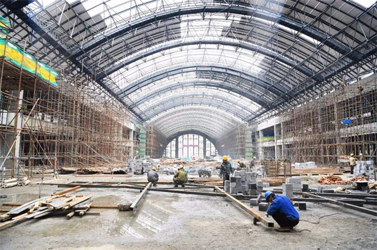 公共場(chǎng)館，注重面積和高度，